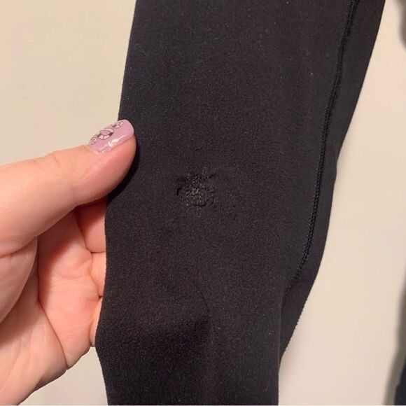 Lululemon Align Crop Black Size 4 Flawed See Pics Athletic Running Yoga - Picture 2 of 9